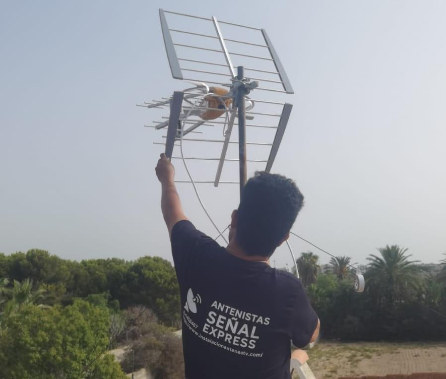 antenas en torrellano