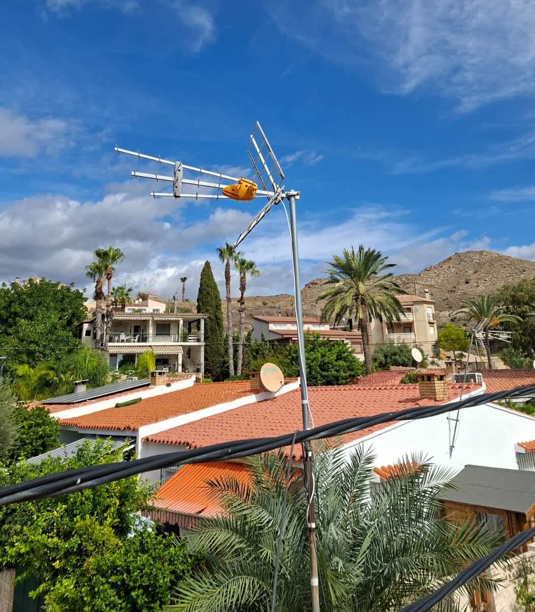 Antenistas en El Campello